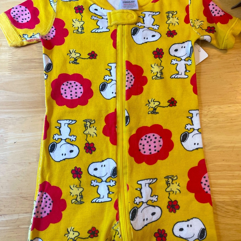 Hanna Anderson snoopy shorty